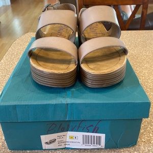 Blowfish Lola platform sandal